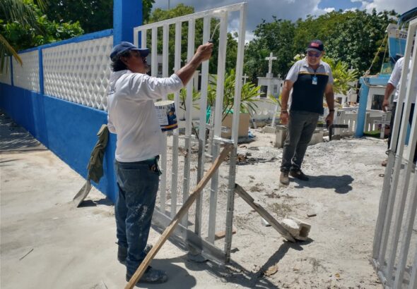 Limpian cementerios en Progreso